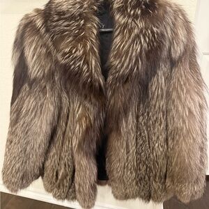 Elegant Brown Fox Fur coat with hat